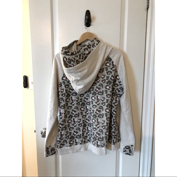 Lyra Hoodie Sweater - Hunni’s NWT - Picture 3 of 3